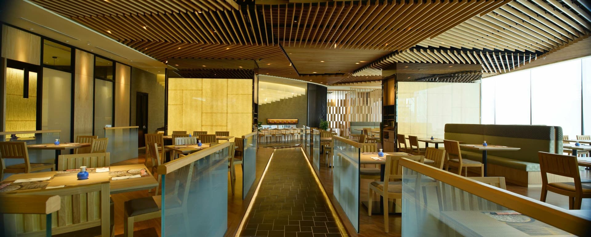 Kampachi Plaza33 restaurant