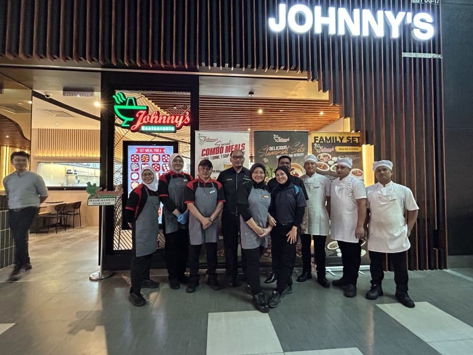 Johnny's Restaurant D'Pulze restaurant